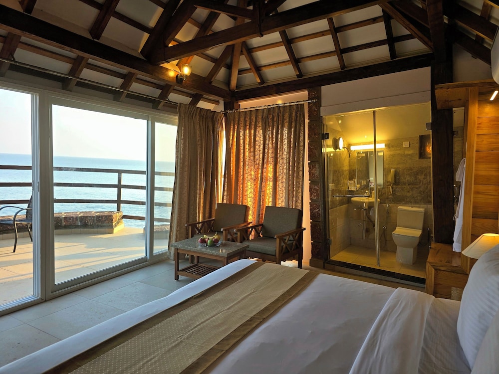 Deluxe Room With Balcony