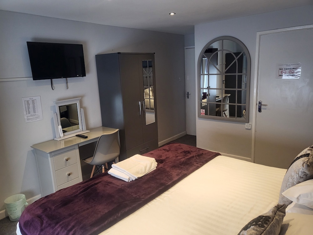 Deluxe Double Room - Photo 10
