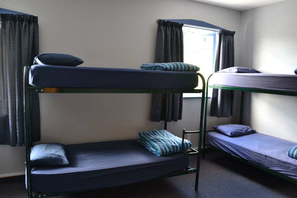 Bed in 8 Bed Dormitory Room photo 1