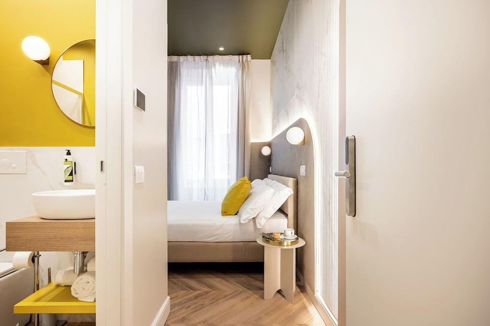 Basic Double Room, Courtyard View