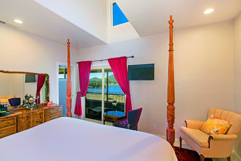 Exclusive Room, Balcony, Lake View