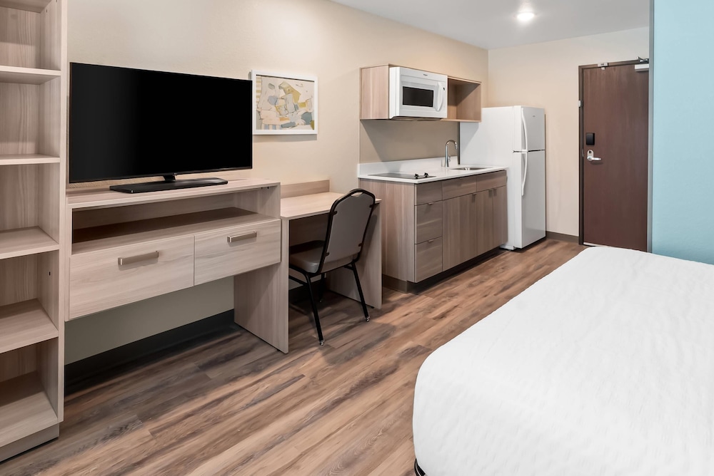 Room, 1 Queen Bed, Non Smoking (Efficiency)