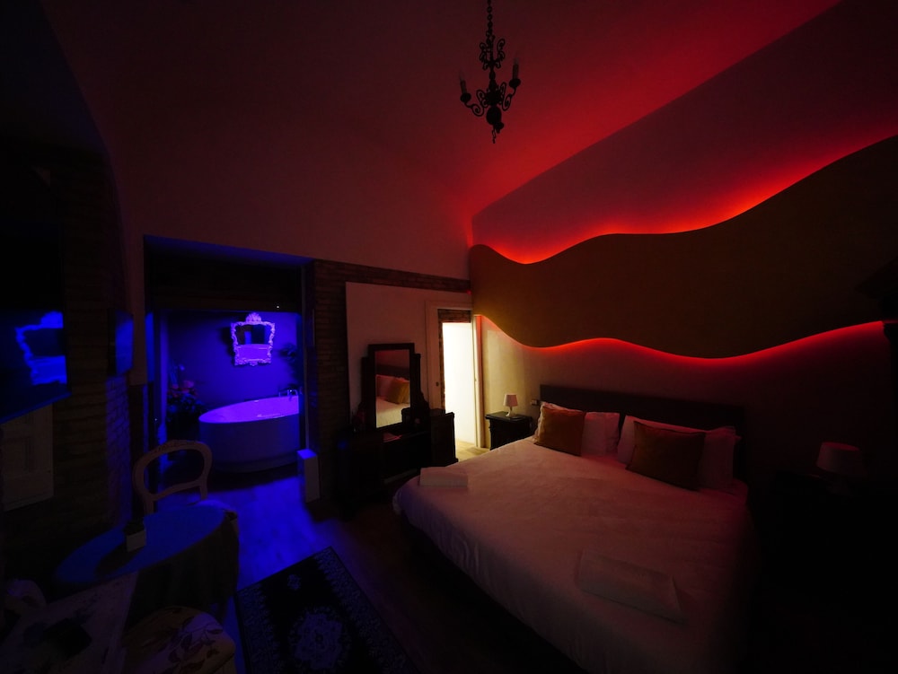 Deluxe Studio Suite photo 3