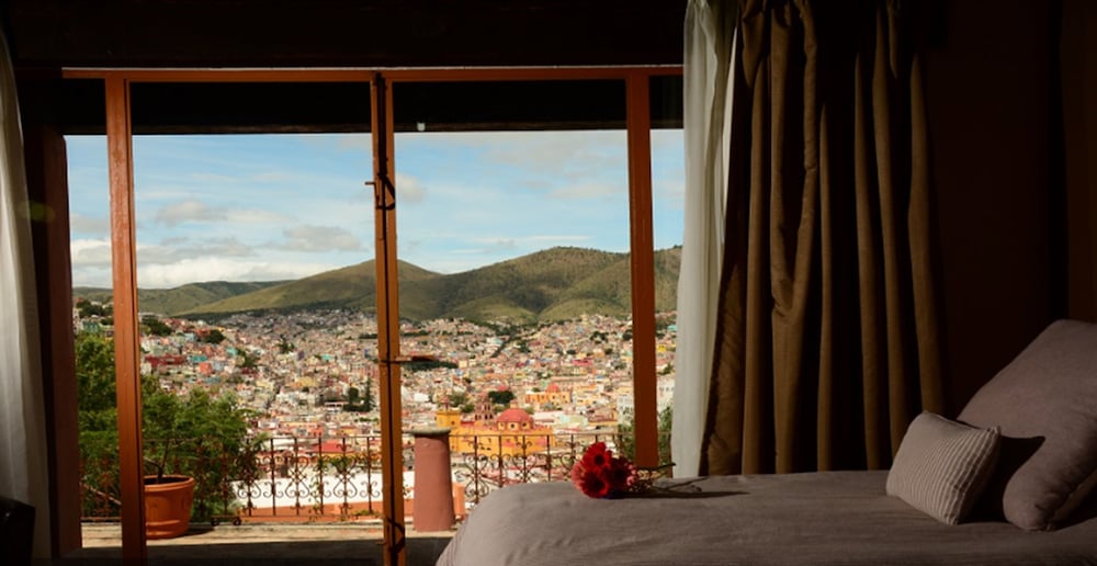 Classic Room, 2 Double Beds, Non Smoking, Terrace (Valrhona) photo 3