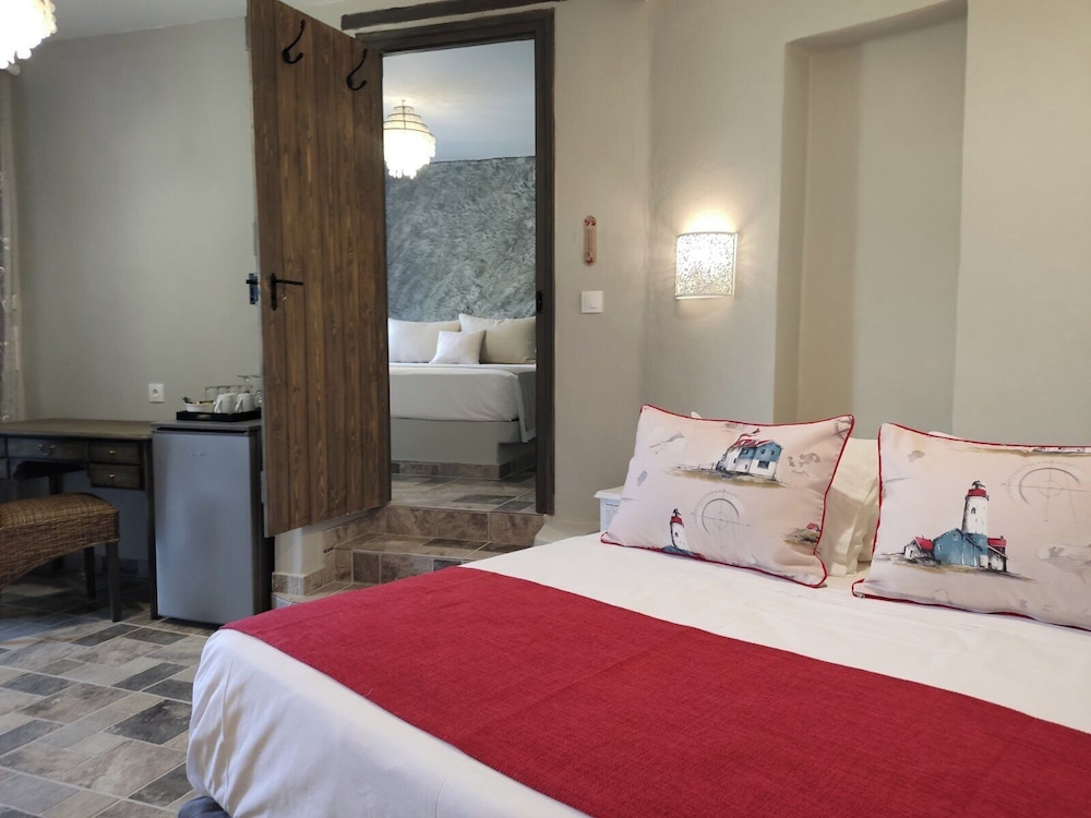 Deluxe Suite, 2 Bedrooms photo 2