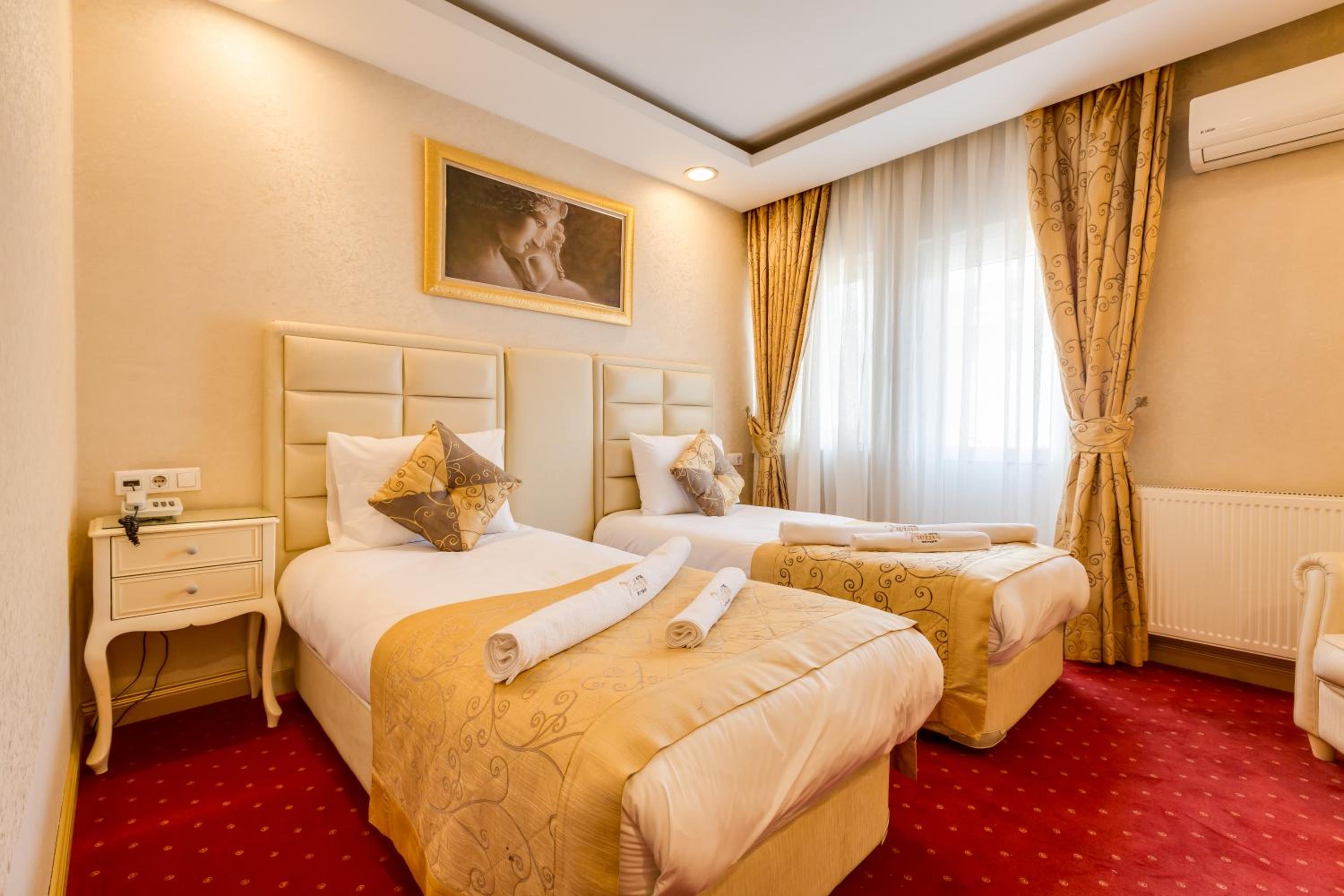 Standard Twin Room photo 1