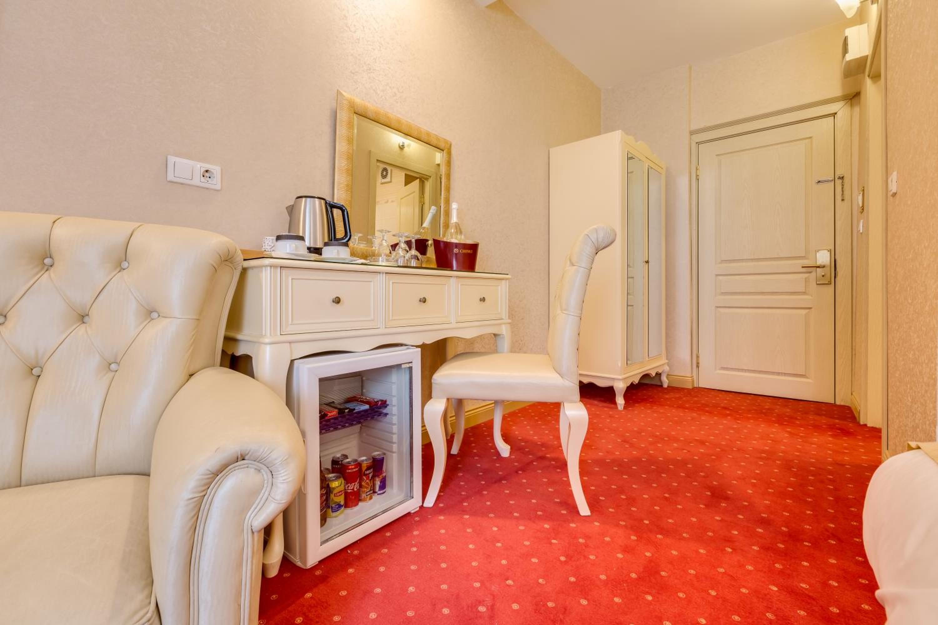 Standard Twin Room photo 3