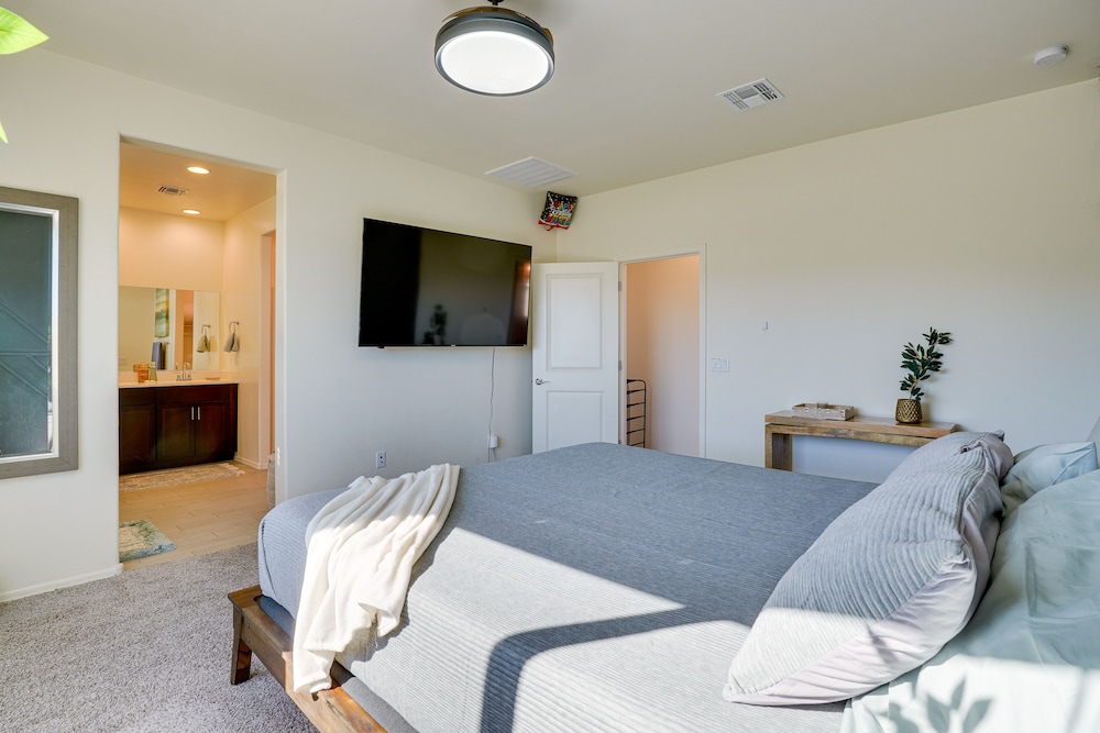 House (4 Bedrooms) photo 2