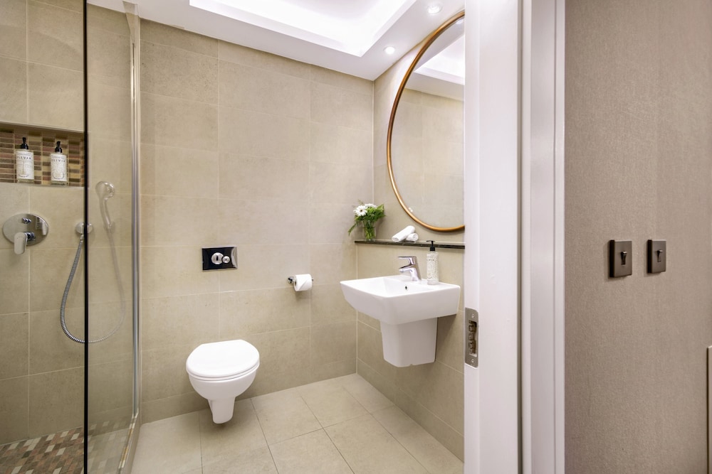 Signature Triple Room - Photo 2