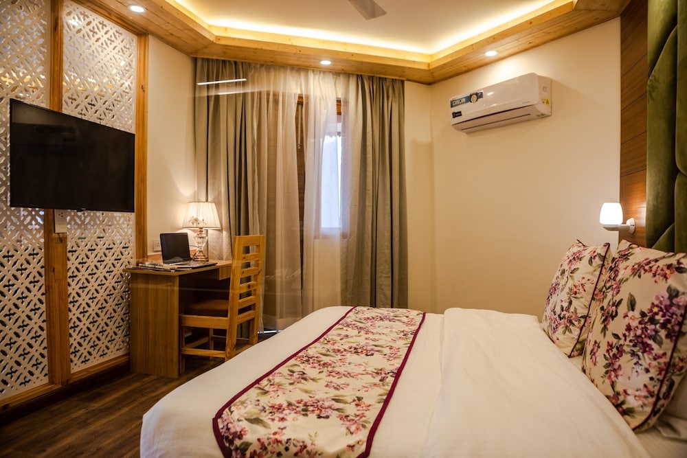 Luxury Room photo 3