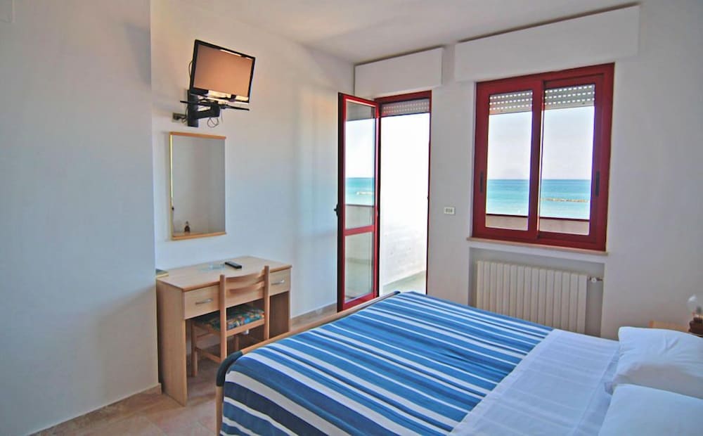 Double Room Single Use photo 2