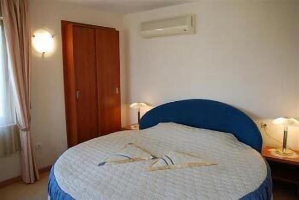 Double Room, Balcony - Photo 5