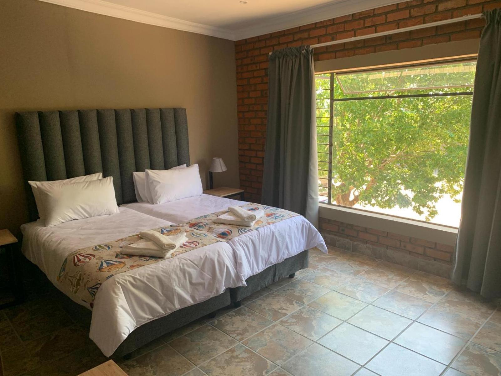 Luxury Twin Room - Photo 1