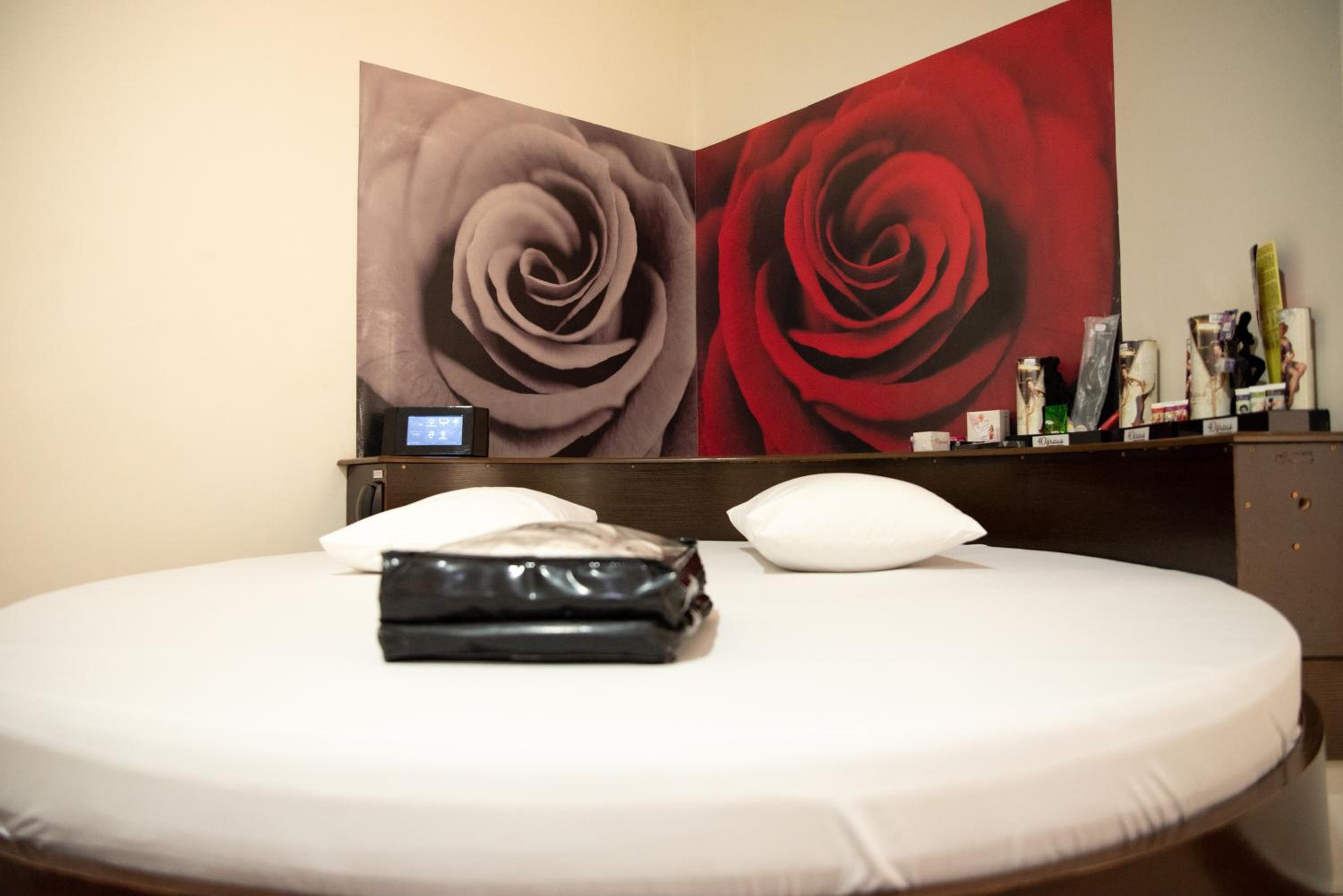Double Room with Spa Bath photo 3