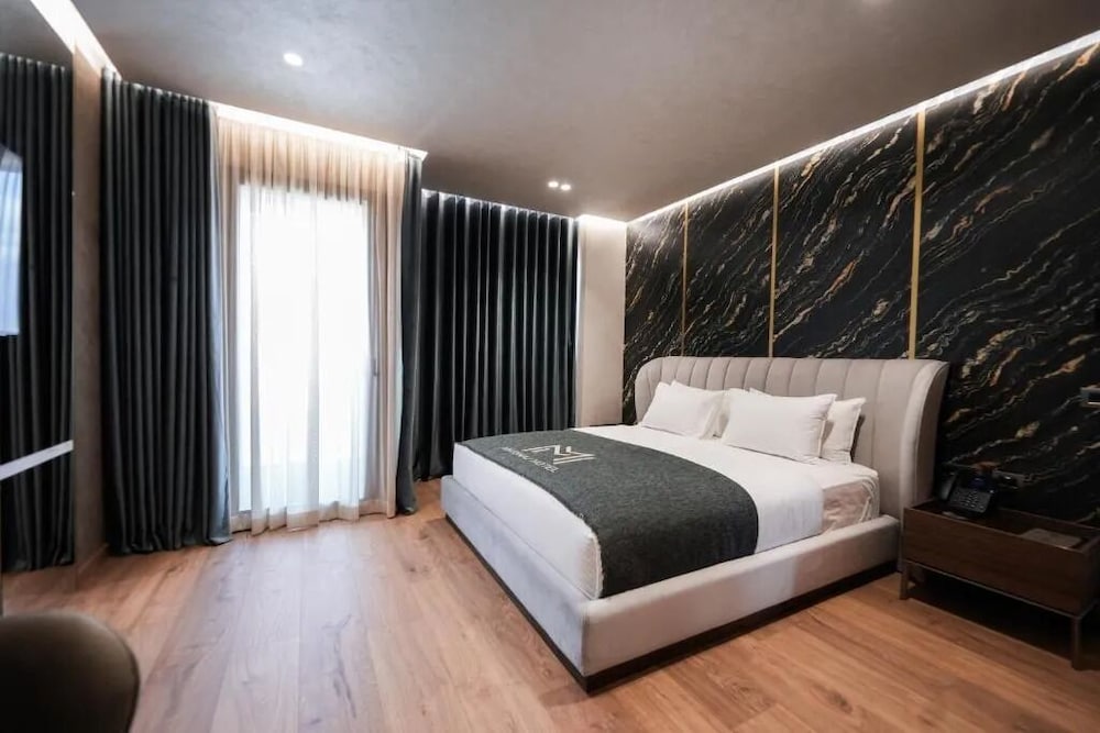 Executive Suite photo 3