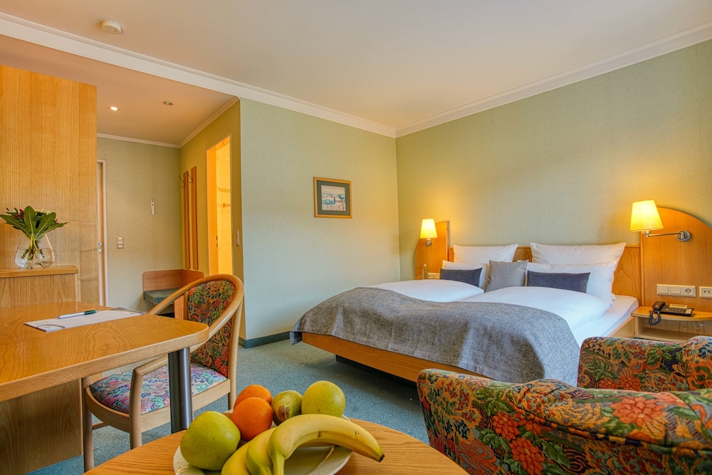 Deluxe Double Room, 1 Double Bed, Non Smoking, Garden View photo 1