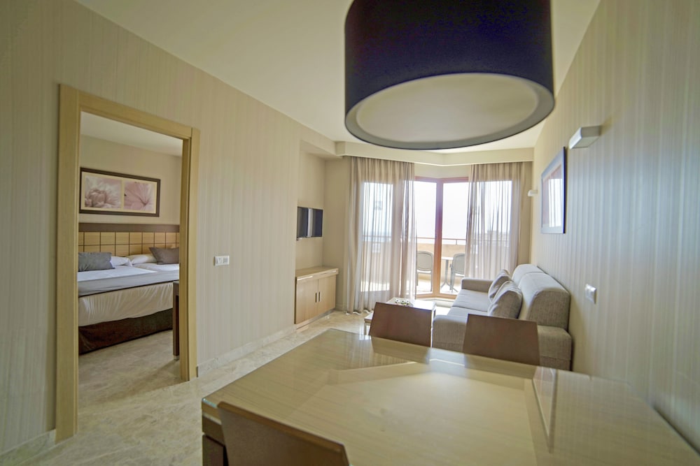 Suite, Sea View photo 3