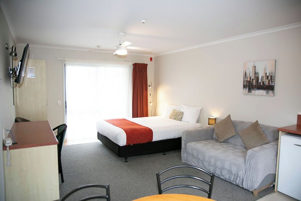 Executive Apartment, 1 Bedroom, Jetted Tub (Queen) photo 2