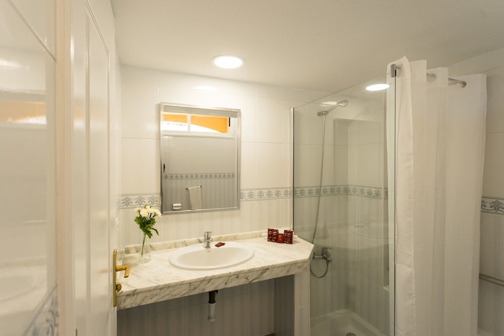 Standard Apartment, 1 Bedroom, Sea View photo 3