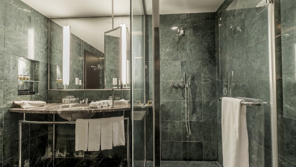 Classic Quadruple Room - Photo 3