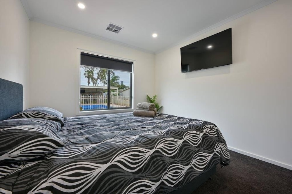 Suite, Multiple Beds, Non Smoking