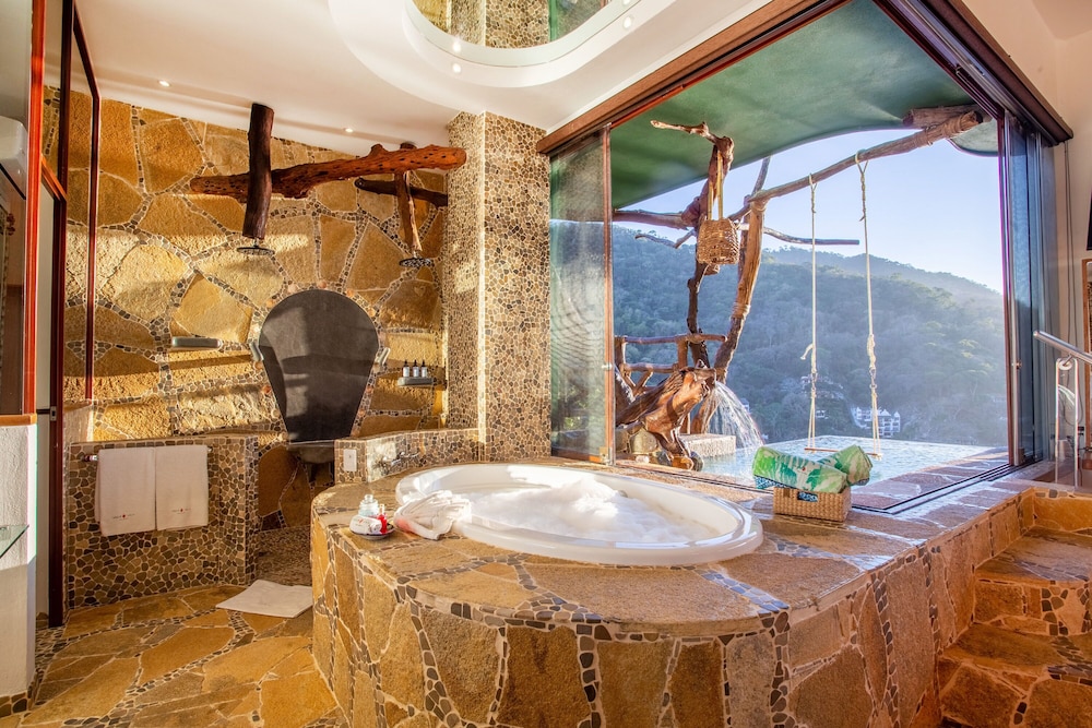 New Tower-eagle Love Nest Ocean View