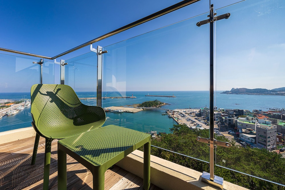 Full Ocean Terrace Twin Premium - Photo 4