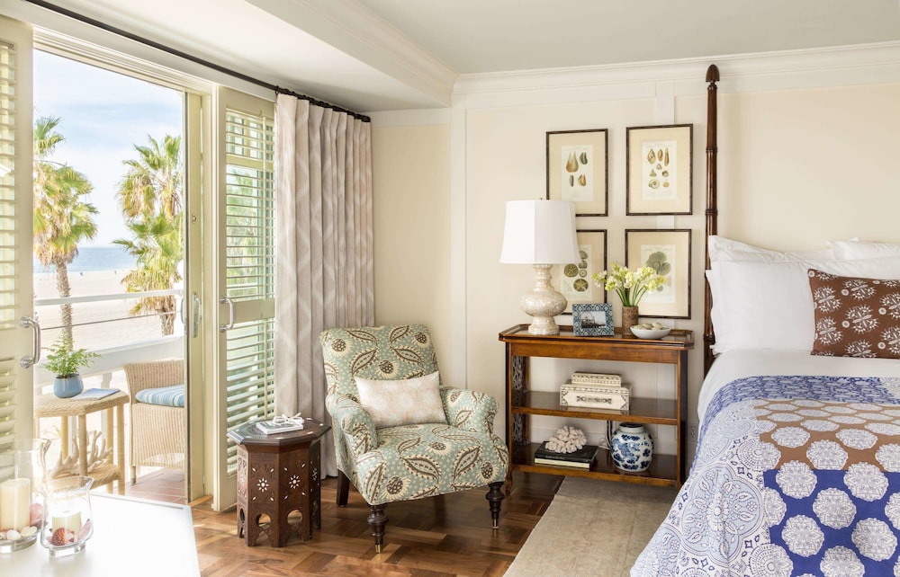 Suite (Beach House)
