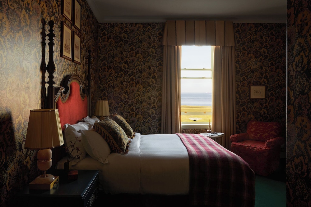 Standard Room, 1 Double Bed, Sea View (Marine Sea View Double) photo 2