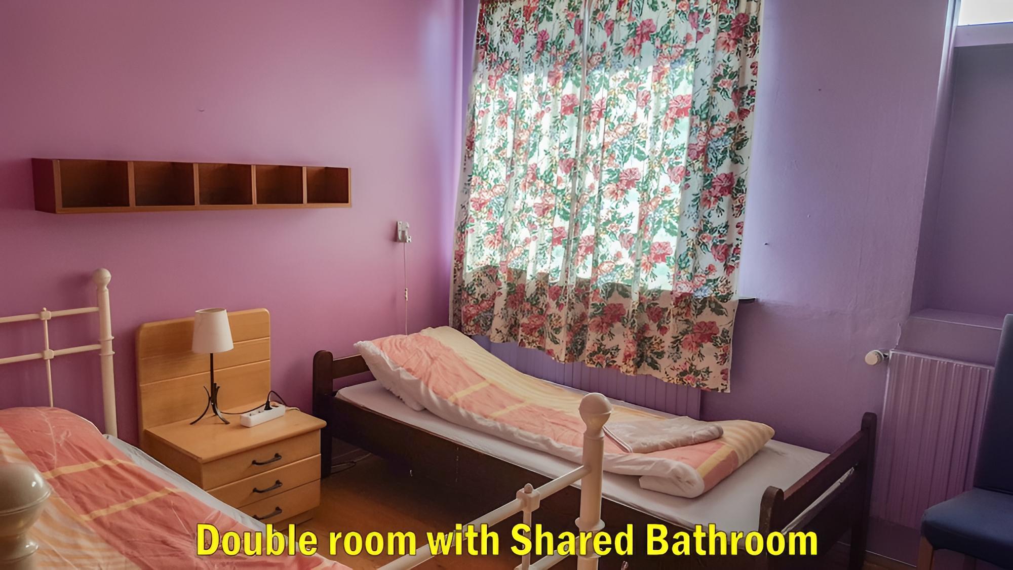 Double Room, Shared Bathroom photo 3