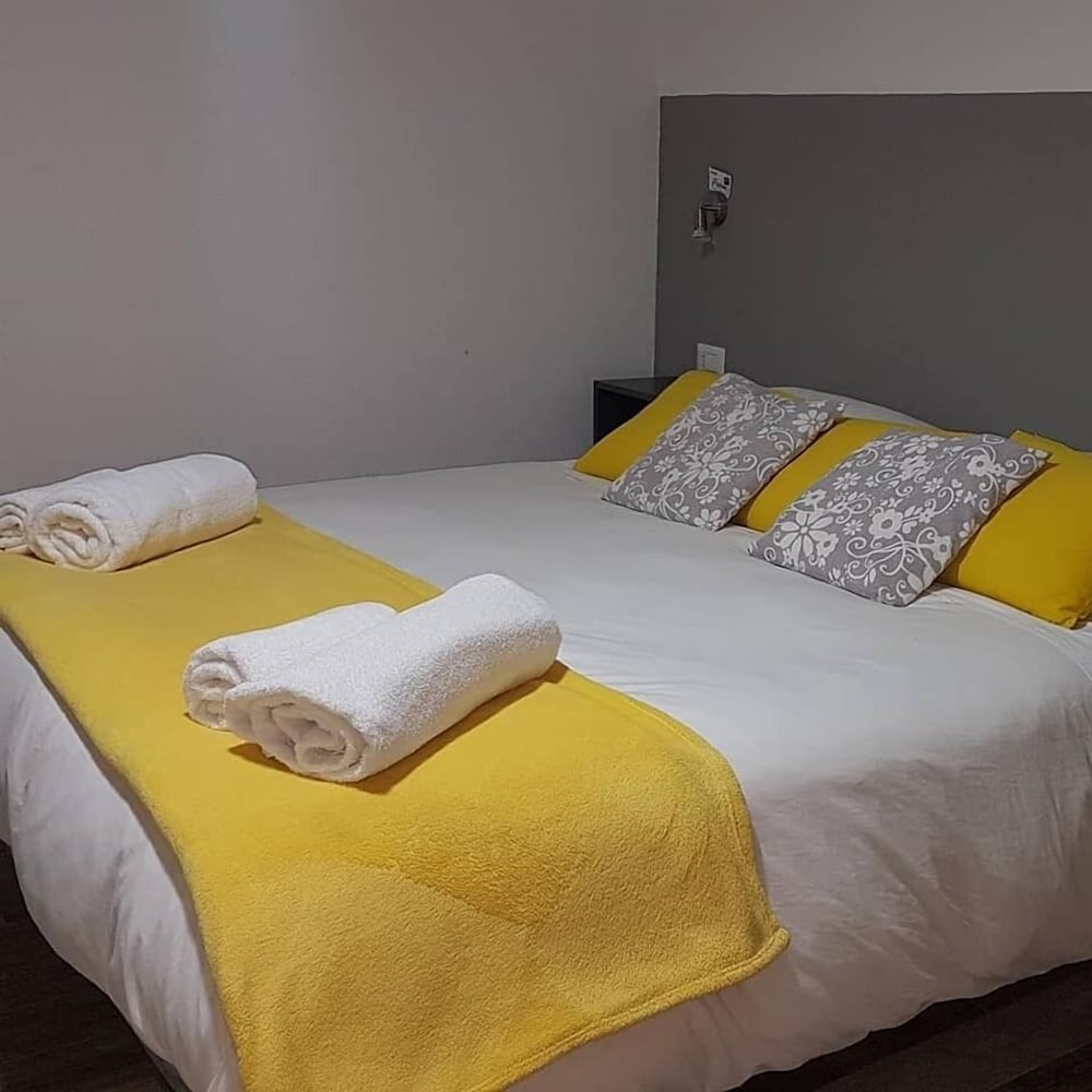 Double Room, Private Bathroom (Grigia) - Photo 1