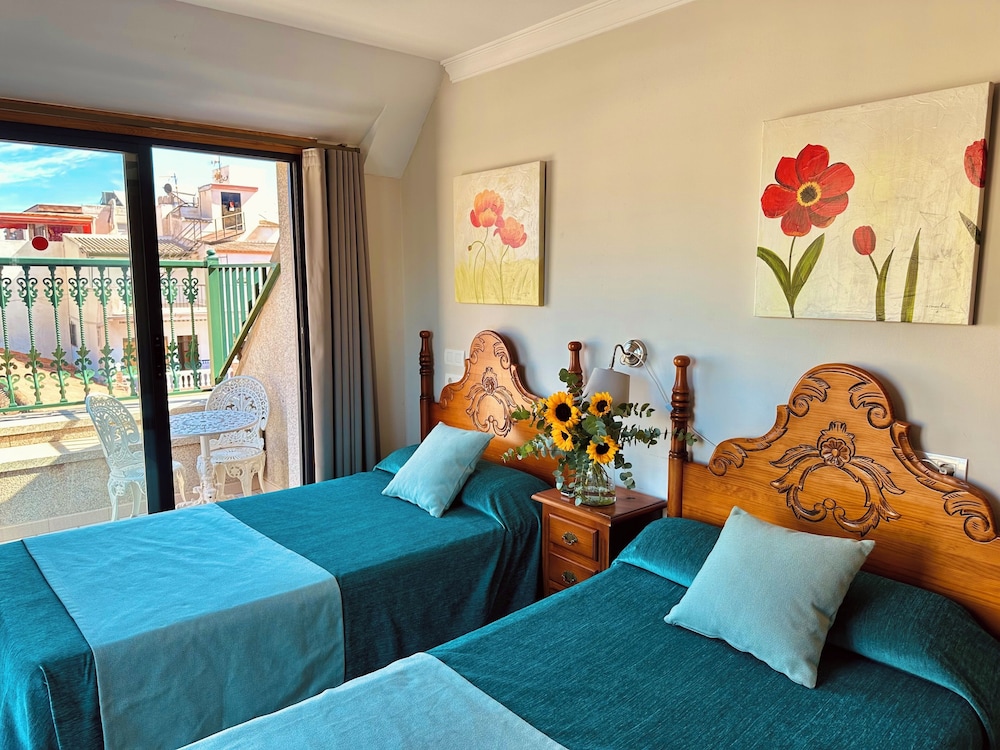 Double Room - Photo 4