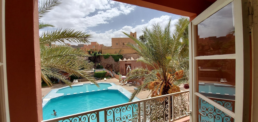 Double Room, Pool View photo 3
