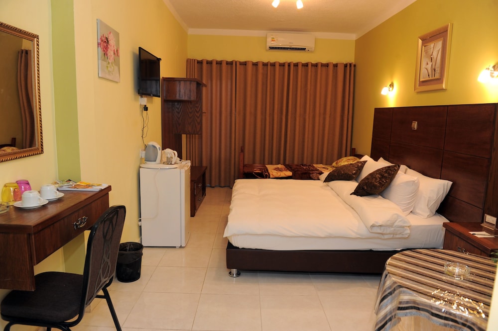 Triple Room photo 3
