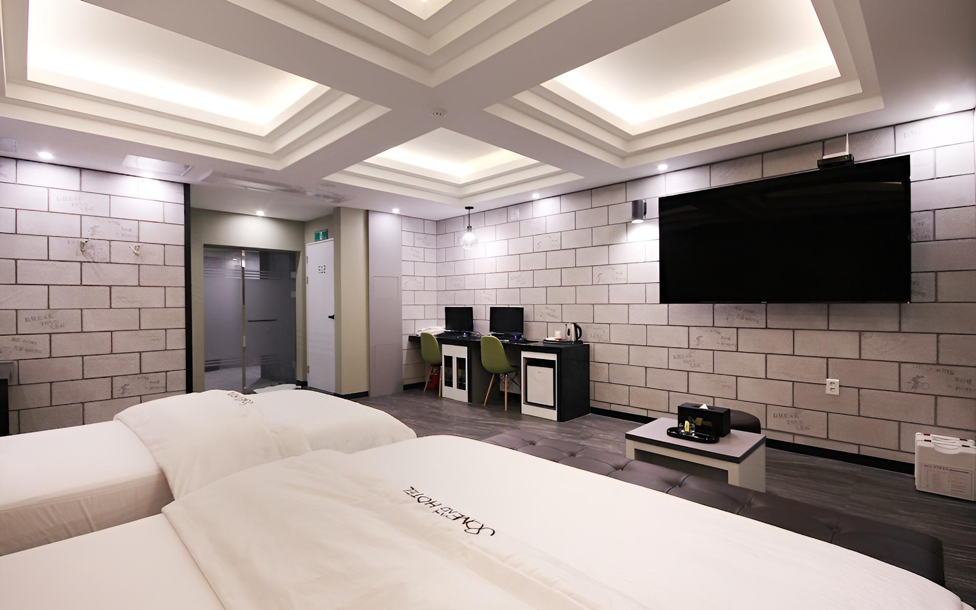 Room (vip Ocean Twin - Gaming Room (2PC Oce) - Photo 1