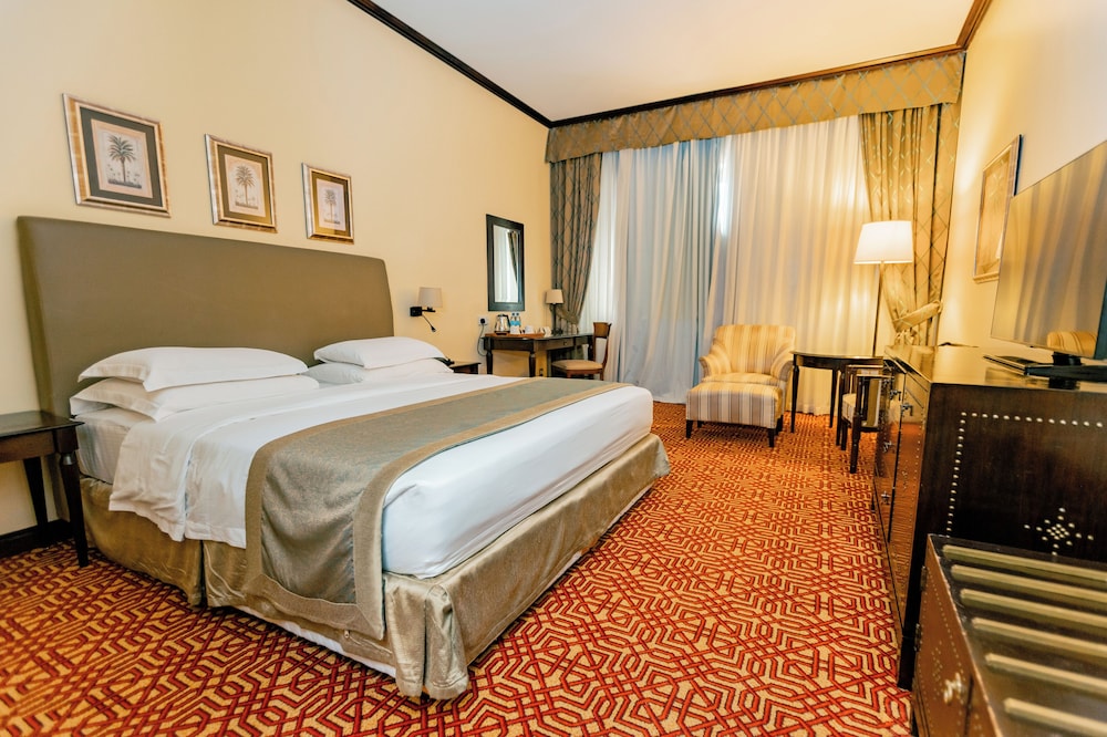 Executive Room, City View