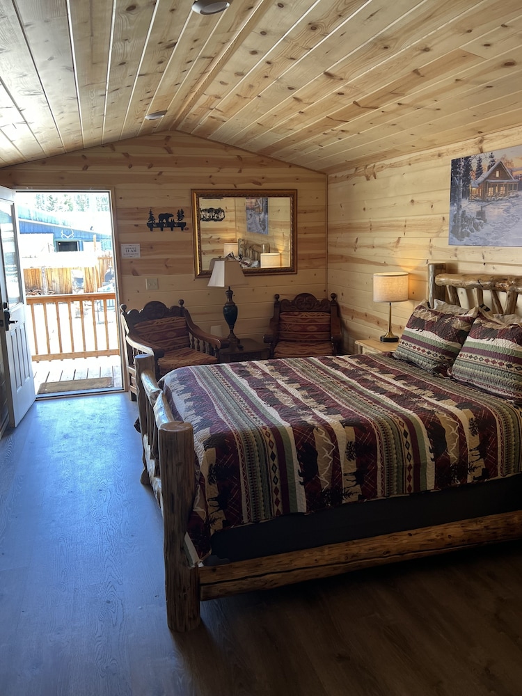 Cabin photo 1
