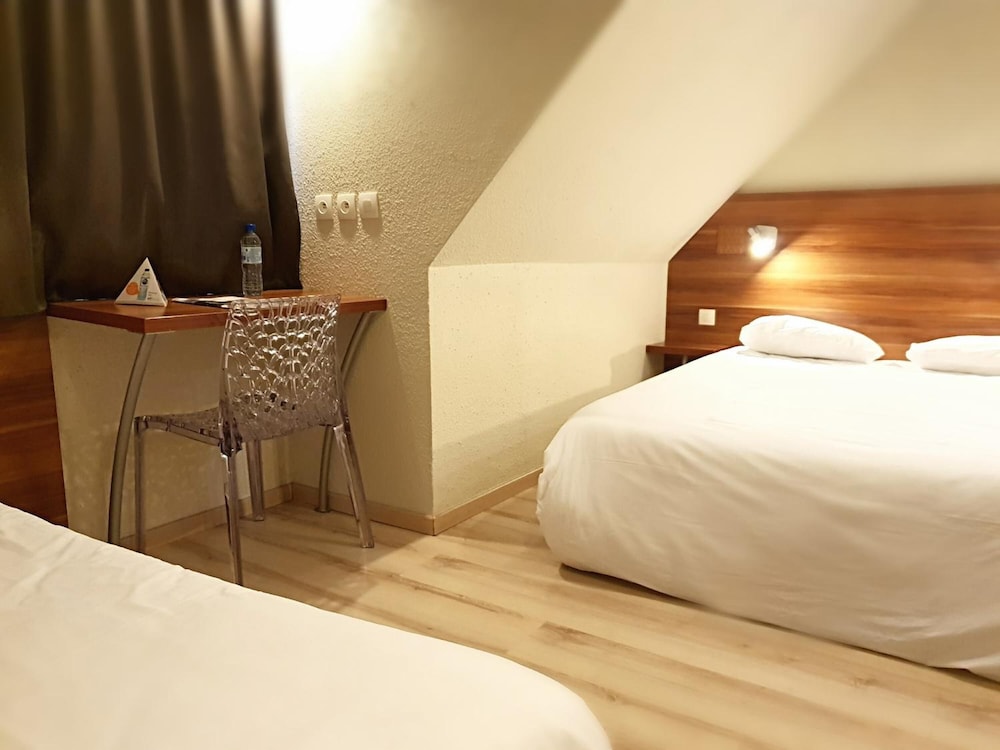 Standard Triple room - Photo 1