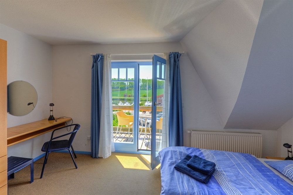Comfort Apartment, 2 Bedrooms (incl.50EUR cleaning&16EUR laundry fee) photo 2