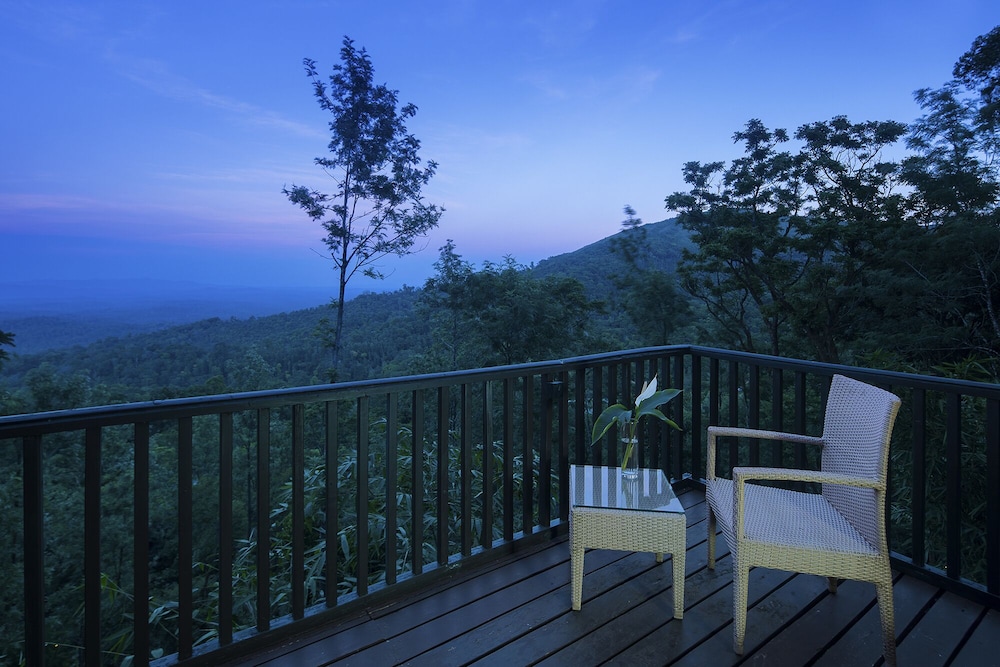 Superior Luxury Cottage (Child below 12 years strictly not allowed) photo 2
