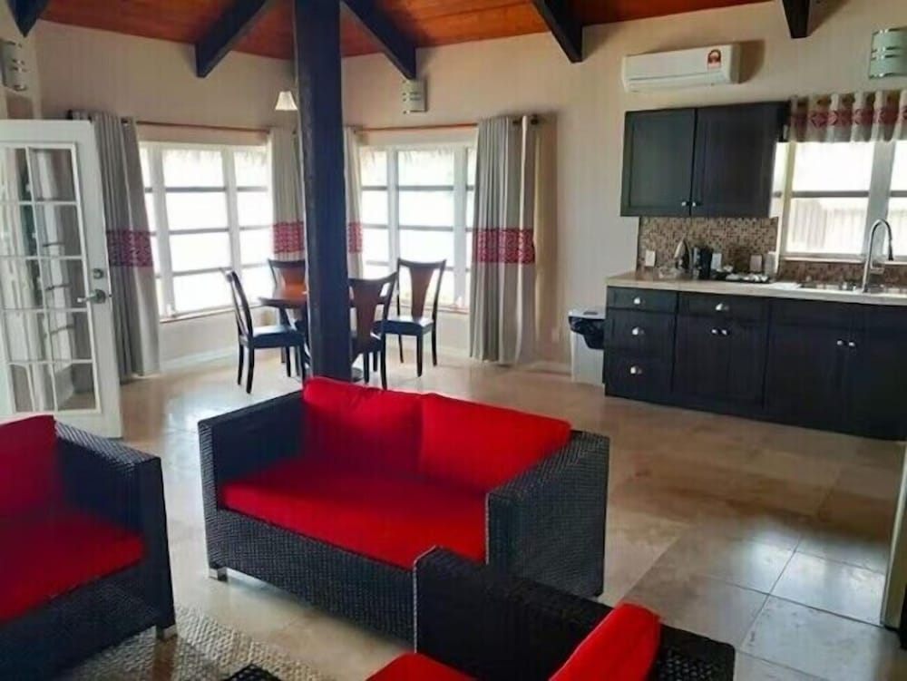 Family Villa, Ocean View photo 3