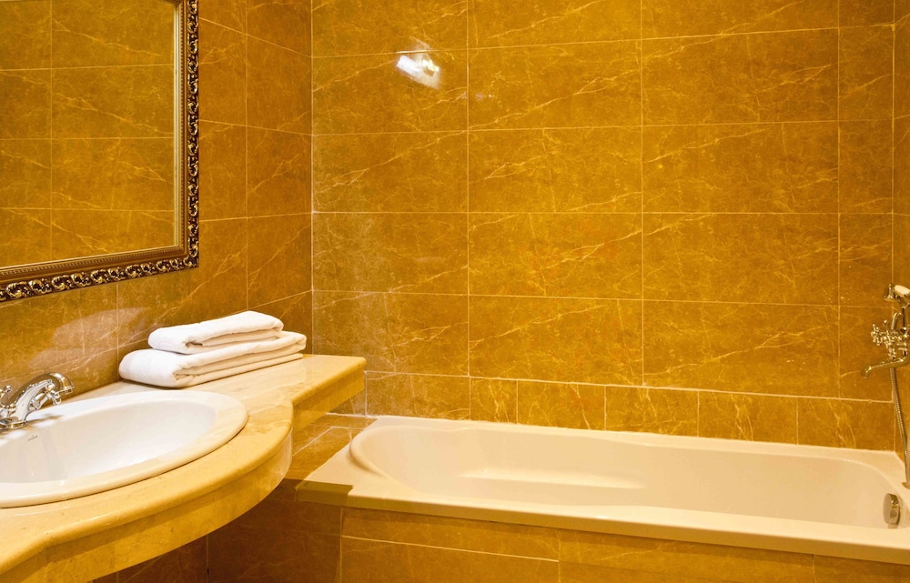 Standard Double or Twin Room photo 2