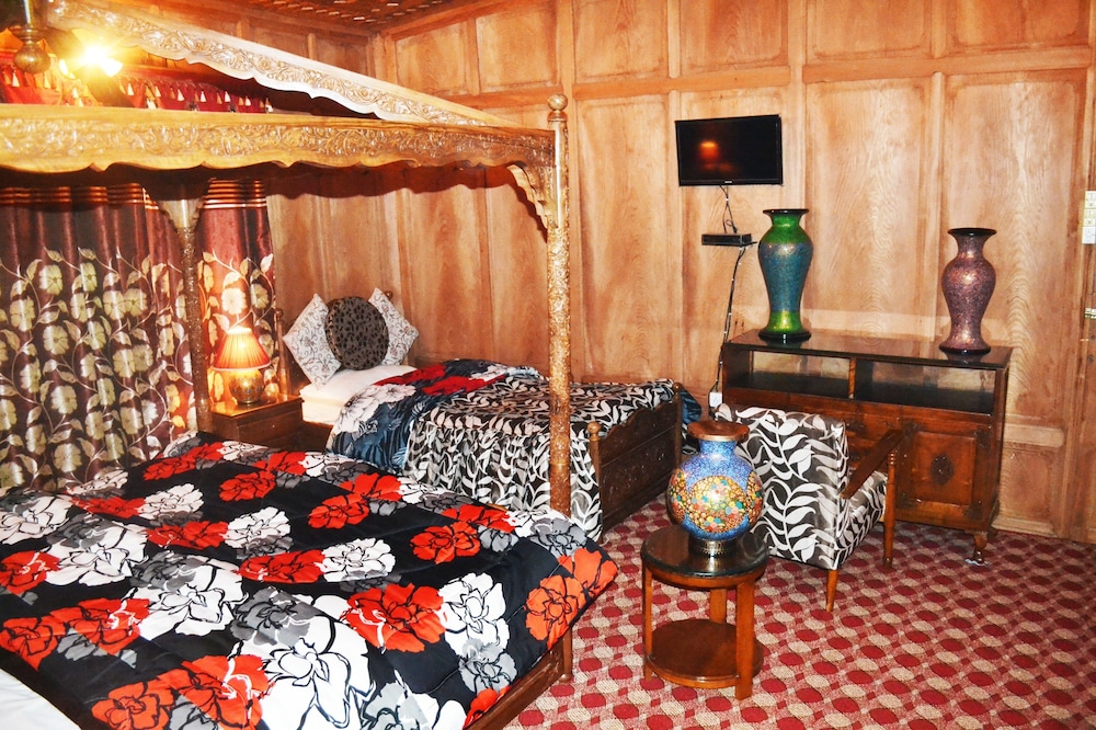 Premier Room - Photo 29