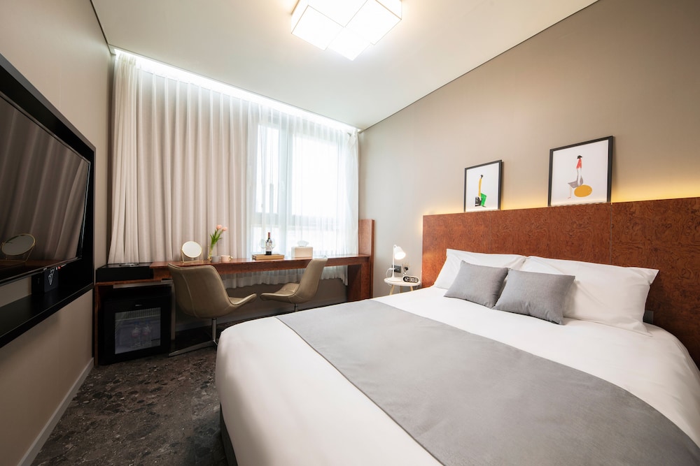 Deluxe Double Room - Photo 1