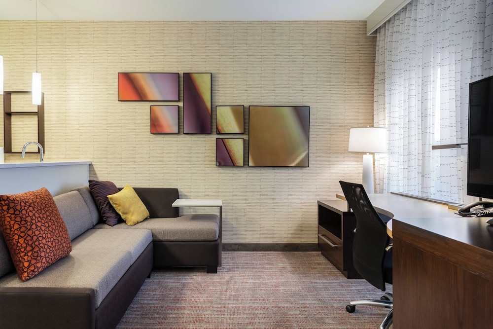 Suite, 1 Bedroom (Hearing Accessible)