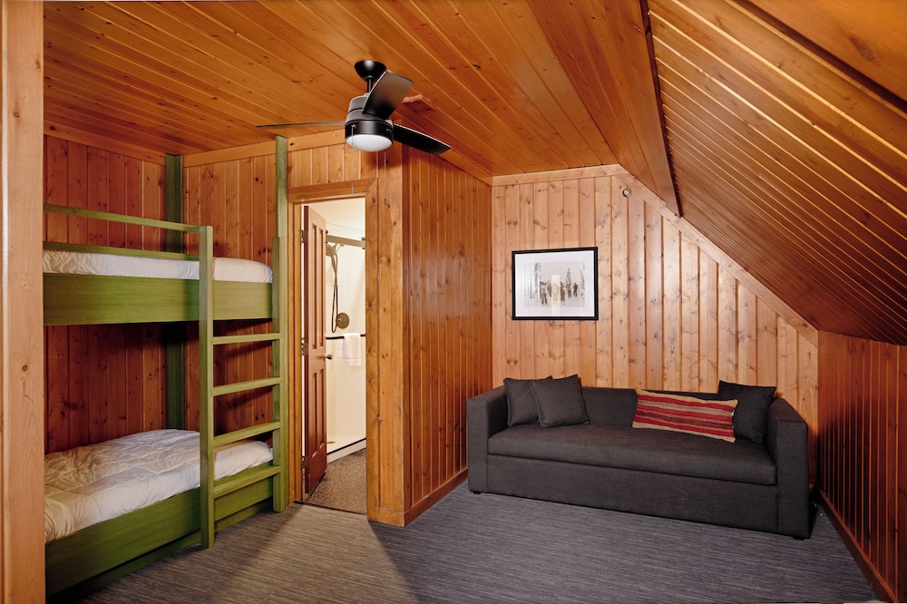 Suite, Multiple Beds (Family King Suite) photo 3