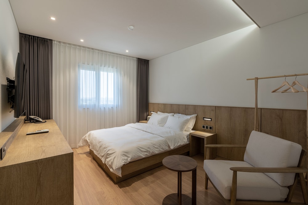 Standard Double Room B