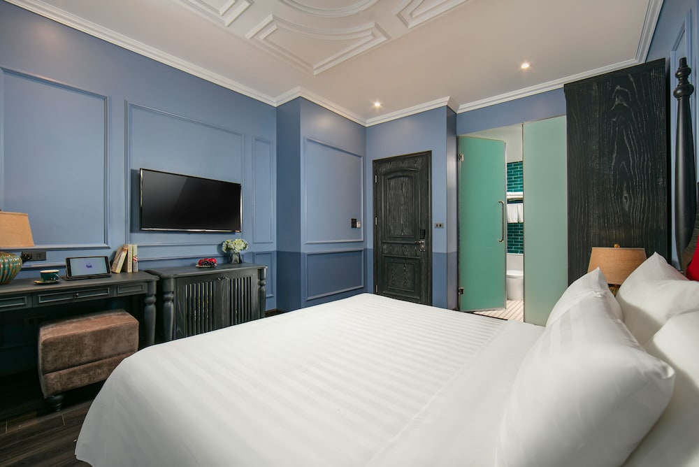 Premium Double or Twin Room - Photo 2