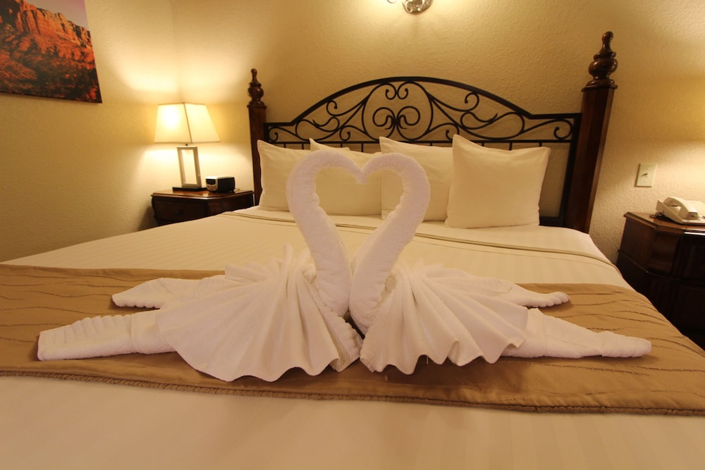 Suite, 1 Bedroom photo 2