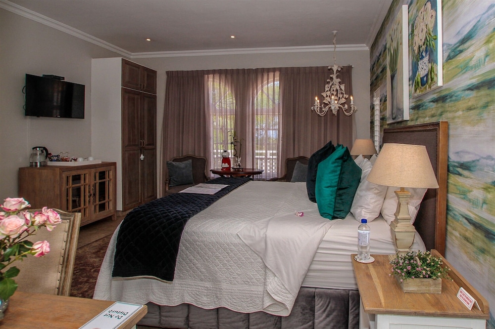 Pansy Room photo 2
